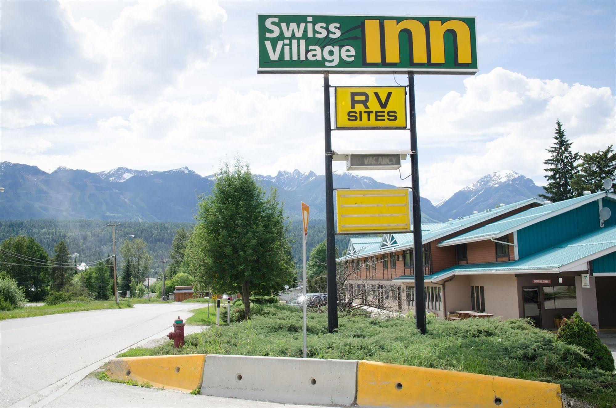 Swiss Village Inn Golden Luaran gambar
